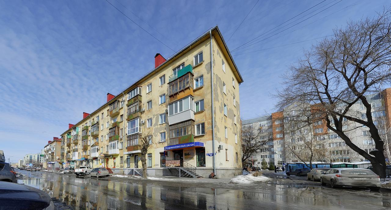 Omsk Sutki Apartments At Pushkina 99 Floor 3 Eksteriør billede
