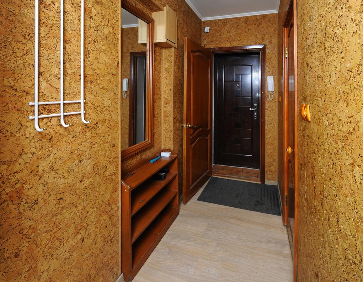 Omsk Sutki Apartments At Pushkina 99 Floor 3 Eksteriør billede